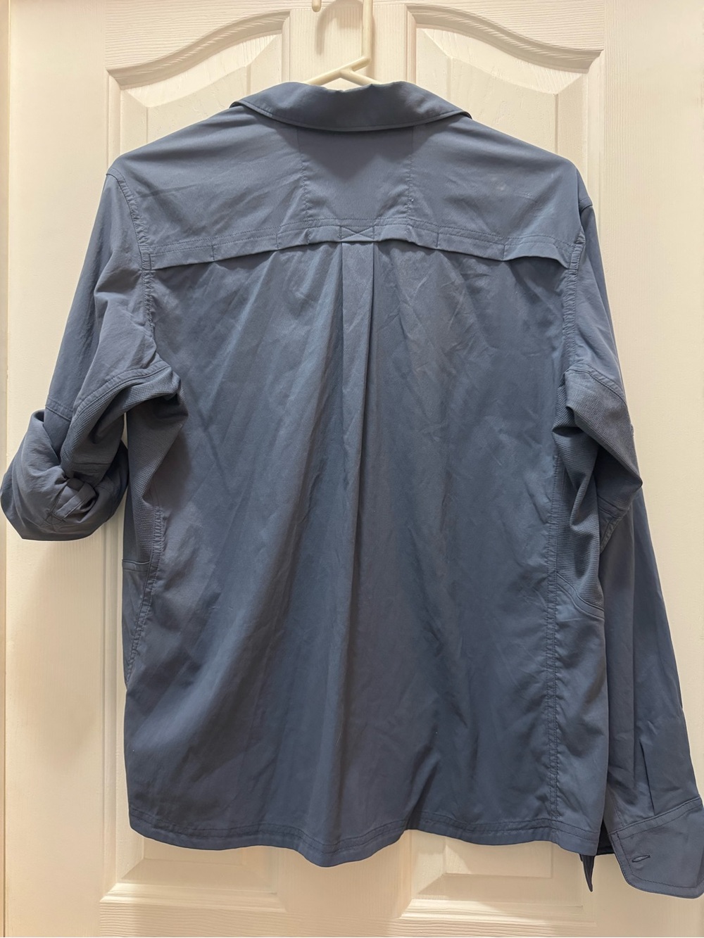 REI Women's Slate Blue Button-Down Utility Shirt - Picture 11 of 12